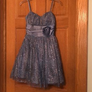 Beautiful dress worn only once!